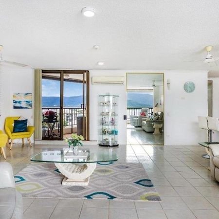 Cairns Ocean View Apartment In Aquarius Dış mekan fotoğraf